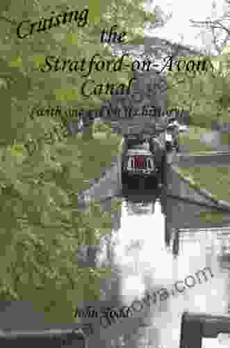 Cruising the Stratford on Avon canal (with one eye on its history)